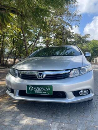 HONDA CIVIC 1.8 LXS 16V FLEX 4P AUTOMÁTICO